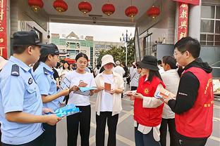 希勒：曼联真是一团糟，有三四个球员并不想战斗